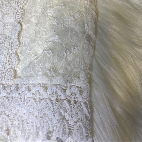 Forever 21 Women’s top blouse lace size medium - Picture 3 of 8